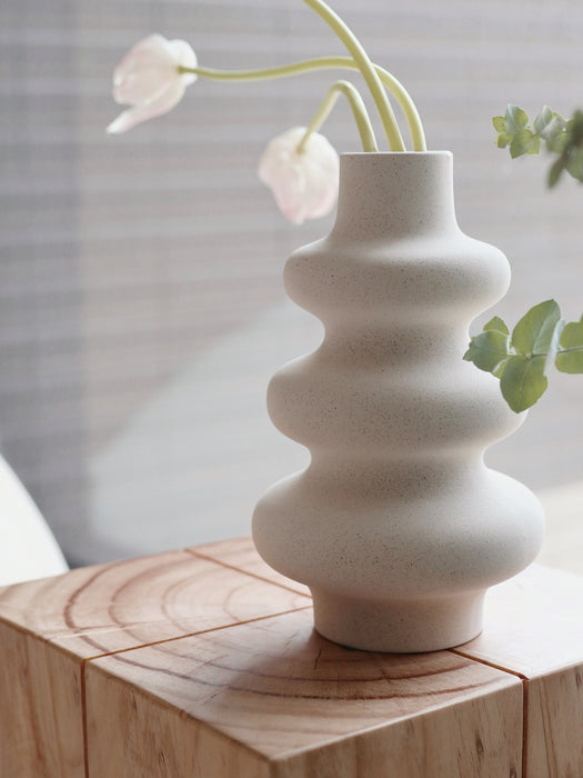 Jisoo 磨砂陶瓷花瓶